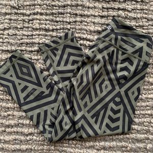 Lulu lemon leggings Size 4